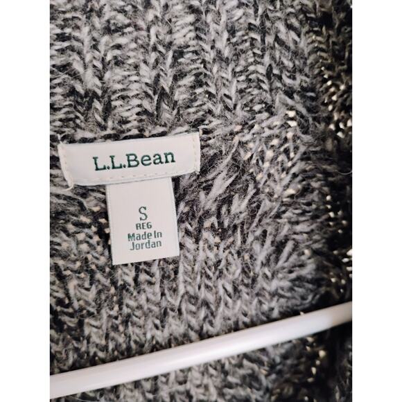 Small LL Bean Button Up Cable Knit Sweater. Preppy. Log cabin. Ocean. Lake. - Picture 2 of 16